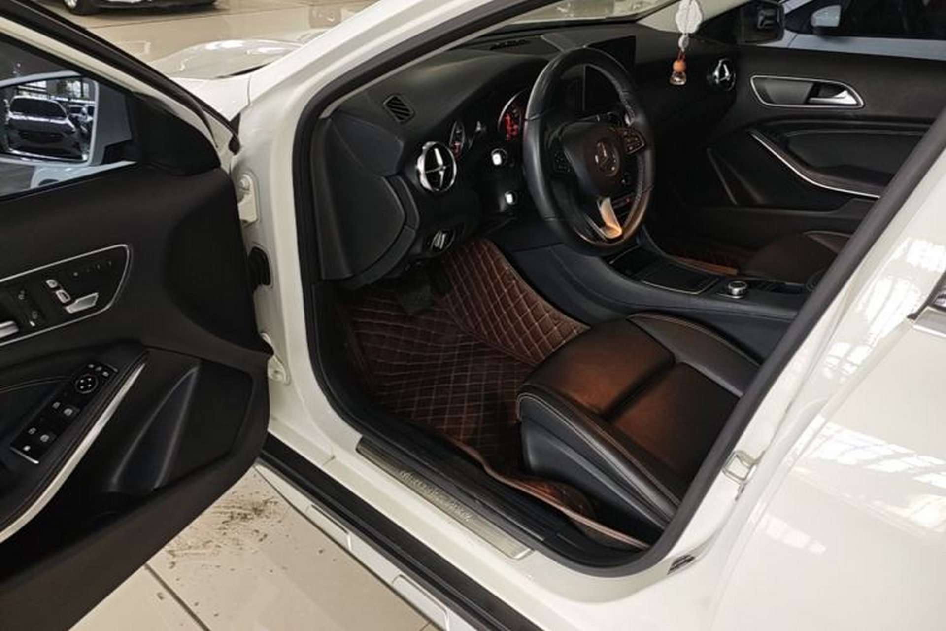 Used Mercedes-Benz GLA 2017 GLA 200 Fashion Model Driver Seat
