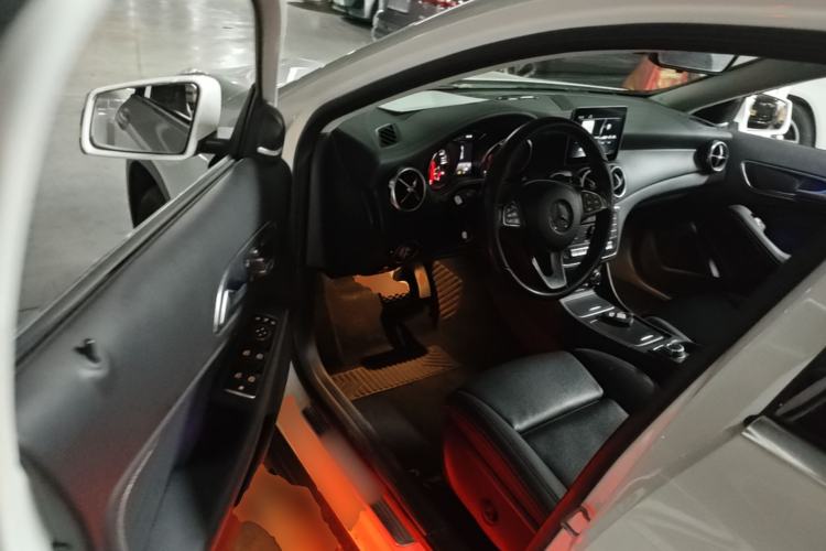 Used Mercedes-Benz GLA 2017 GLA 200 Fashion Model Driver Seat