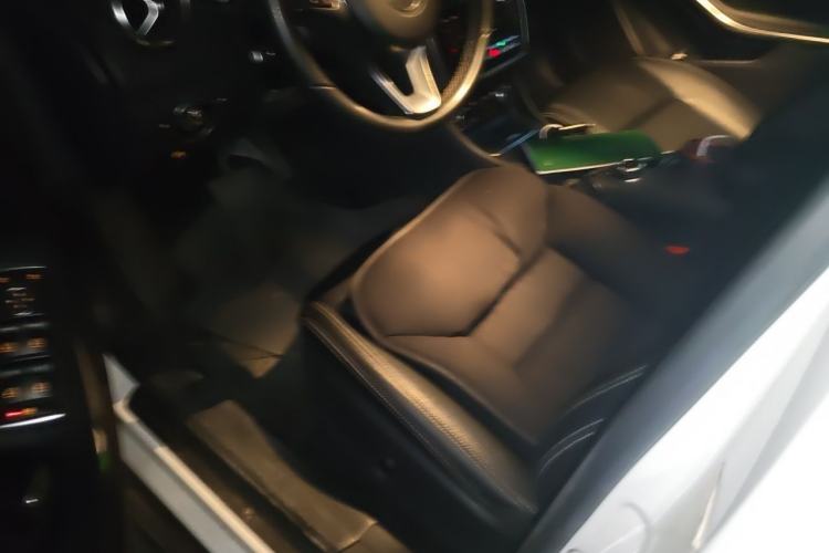 Used Mercedes-Benz GLA 2017 GLA 200 Sport Edition Driver Seat