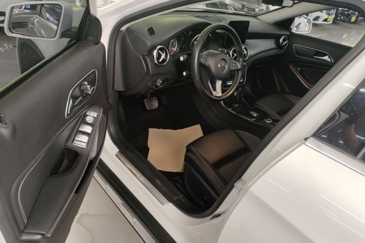 Used Mercedes-Benz GLA 2017 GLA 200 Fashion Model Driver Seat
