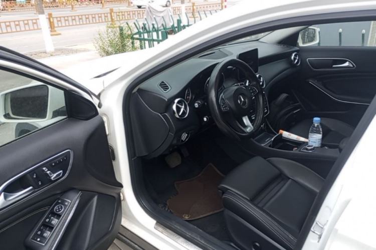 Used Mercedes-Benz GLA 2017 GLA 200 Sport Edition Driver Seat