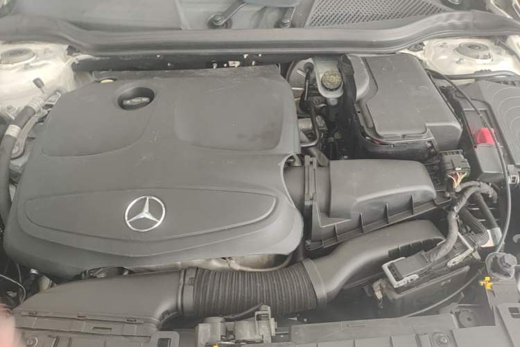 Used Mercedes-Benz GLA 2017 GLA 200 Fashion Model Engine Bay