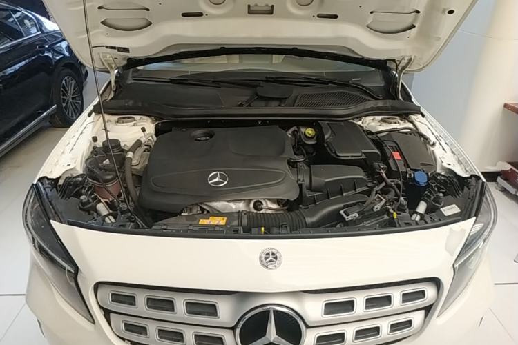 Used Mercedes-Benz GLA 2017 GLA 200 Sport Edition Engine Bay