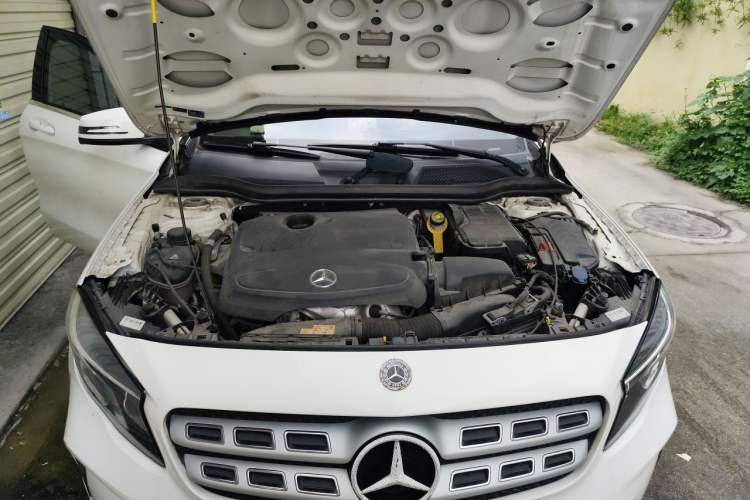 Used Mercedes-Benz GLA 2017 GLA 200 Sport Edition Engine Bay