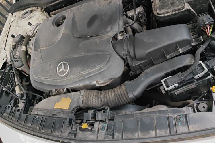 Used Mercedes-Benz GLA 2017 GLA 200 Fashion Model Engine Bay