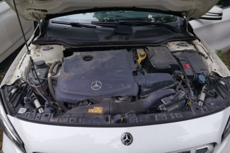 Used Mercedes-Benz GLA 2017 GLA 220 4MATIC Luxury Model Engine Bay