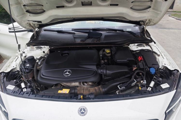 Used Mercedes-Benz GLA 2017 GLA 200 Sport Edition Engine Bay