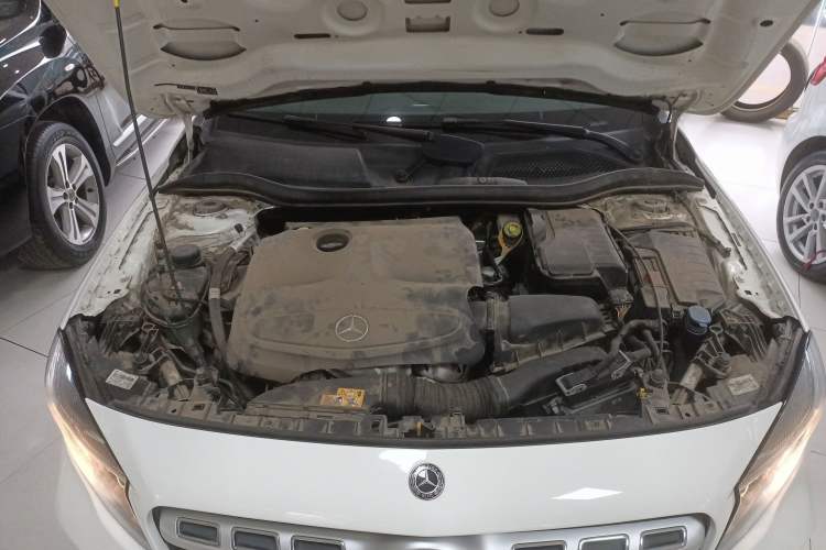 Used Mercedes-Benz GLA 2017 GLA 200 Sport Edition Engine Bay