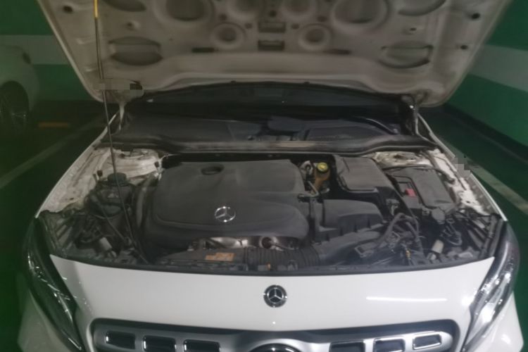 Used Mercedes-Benz GLA 2017 GLA 200 Fashion Model Engine Bay