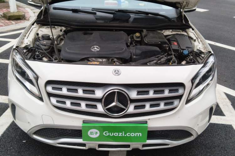 Used Mercedes-Benz GLA 2017 GLA 200 Fashion Model Engine Bay
