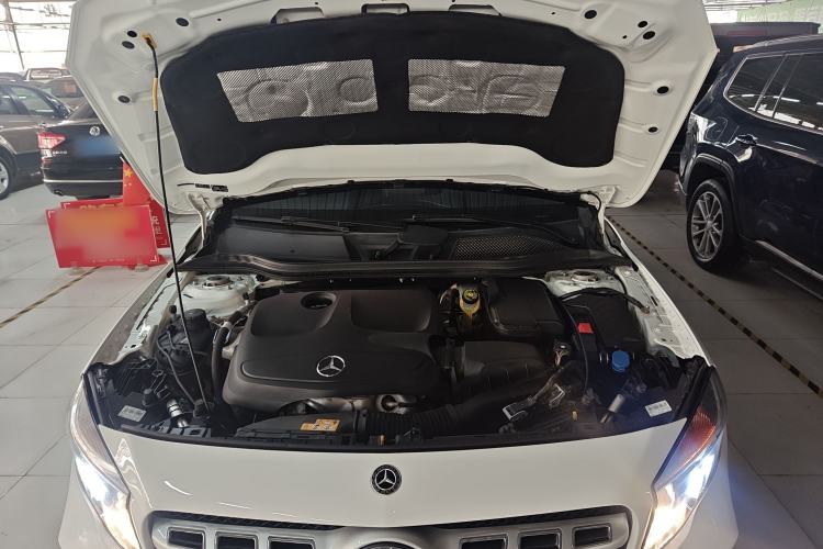 Used Mercedes-Benz GLA 2017 GLA 200 Sport Edition Engine Bay