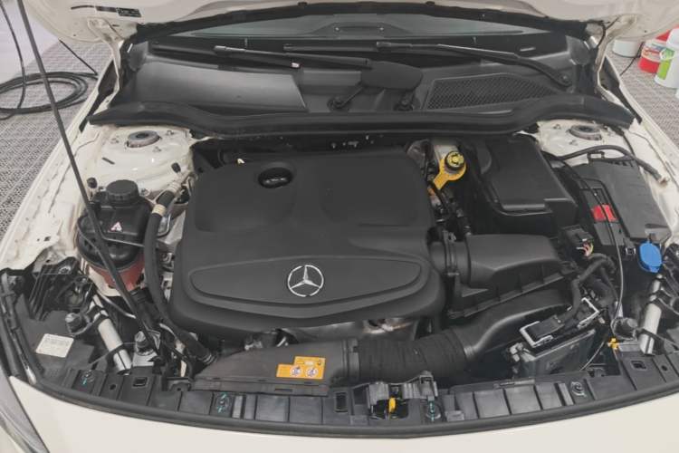 Used Mercedes-Benz GLA 2017 GLA 200 Sport Edition Engine Bay