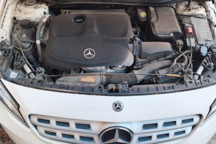 Used Mercedes-Benz GLA 2017 GLA 200 Fashion Model Engine Bay
