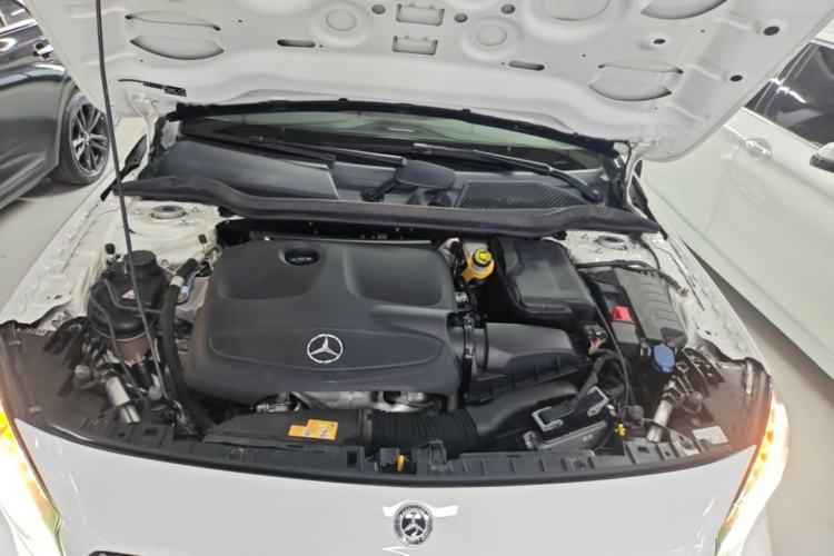 Used Mercedes-Benz GLA 2017 GLA 200 Sport Edition Engine Bay