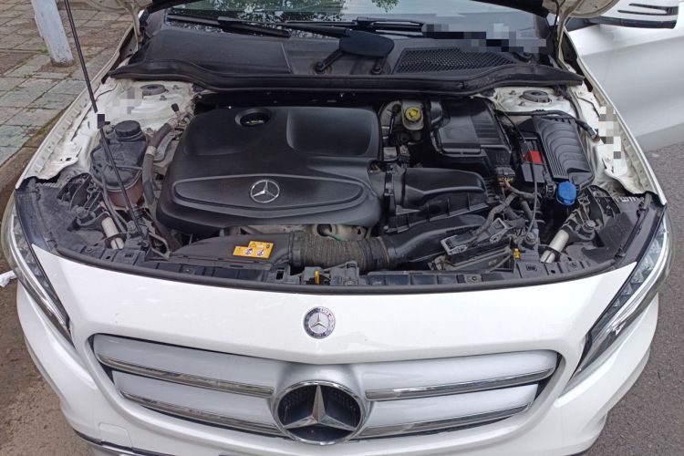 Used Mercedes-Benz GLA 2017 GLA 200 Sport Edition Engine Bay