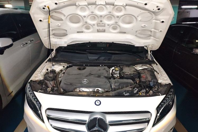 Used Mercedes-Benz GLA 2017 GLA 200 Sport Edition Engine Bay