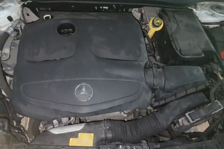 Used Mercedes-Benz GLA 2017 GLA 200 Fashion Model Engine Bay
