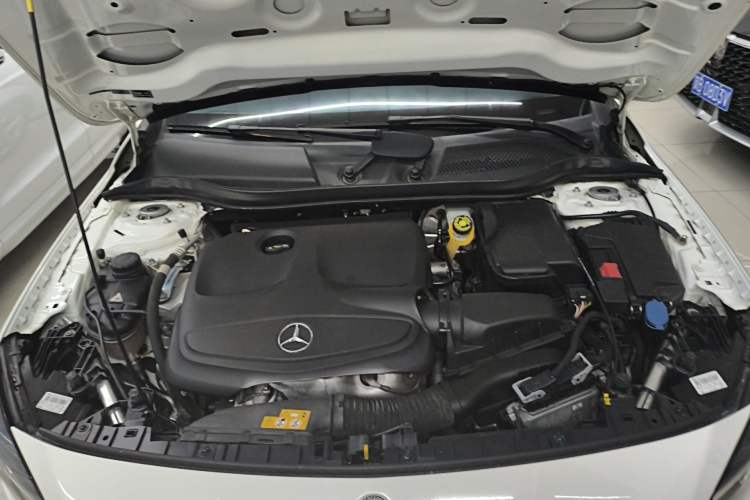 Used Mercedes-Benz GLA 2017 GLA 200 Sport Edition Engine Bay