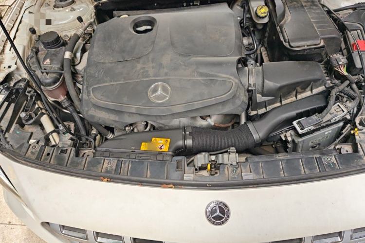 Used Mercedes-Benz GLA 2017 GLA 200 Fashion Model Engine Bay