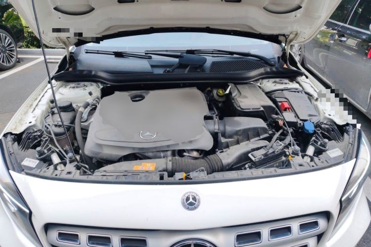 Used Mercedes-Benz GLA 2017 GLA 200 Sport Edition Engine Bay