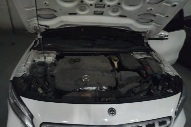 Used Mercedes-Benz GLA 2017 GLA 200 Fashion Model Engine Bay