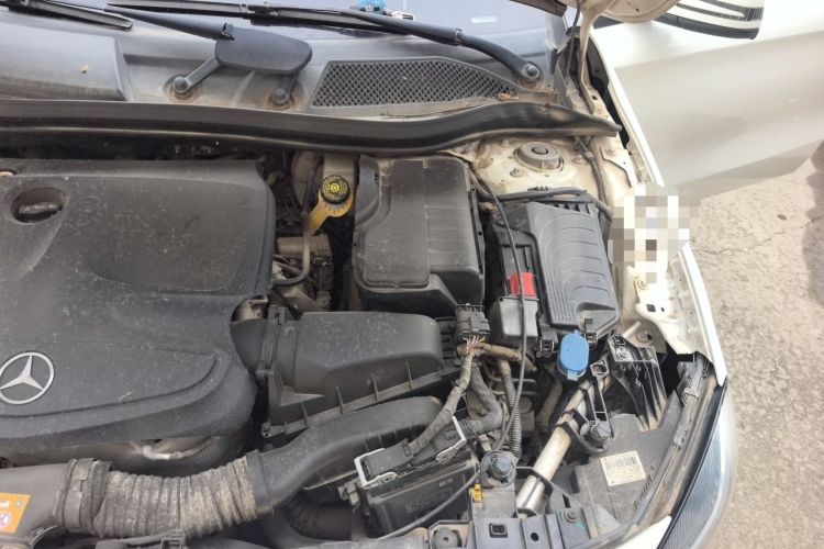 Used Mercedes-Benz GLA 2017 GLA 200 Sport Edition Engine Bay Left