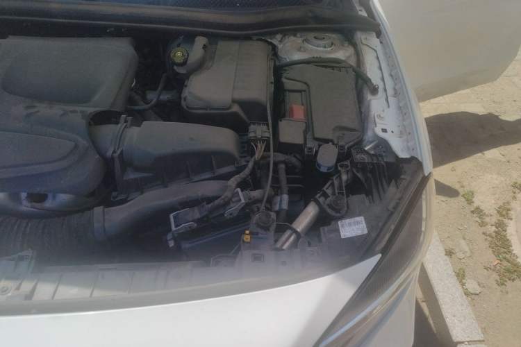 Used Mercedes-Benz GLA 2017 GLA 200 Sport Edition Engine Bay Left