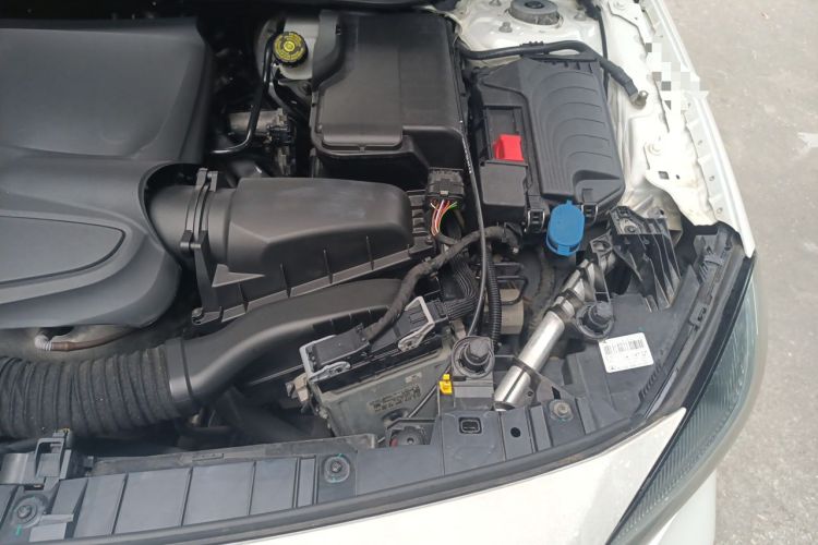Used Mercedes-Benz GLA 2017 GLA 200 Sport Edition Engine Bay Left