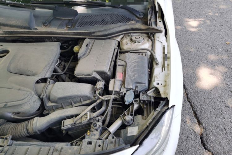 Used Mercedes-Benz GLA 2017 GLA 200 Sport Edition Engine Bay Left