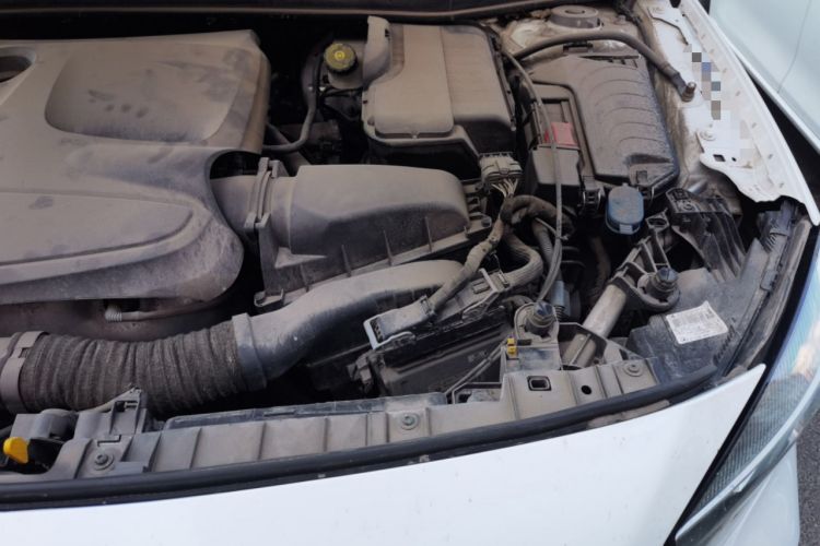 Used Mercedes-Benz GLA 2017 GLA 200 Sport Edition Engine Bay Left