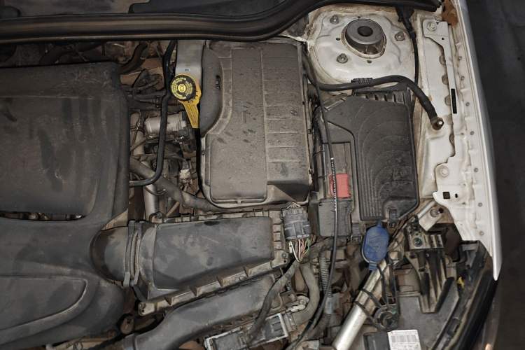 Used Mercedes-Benz GLA 2017 GLA 200 Sport Edition Engine Bay Left