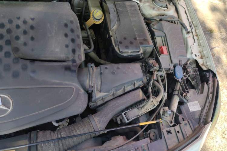 Used Mercedes-Benz GLA 2017 GLA 200 Sport Edition Engine Bay Left