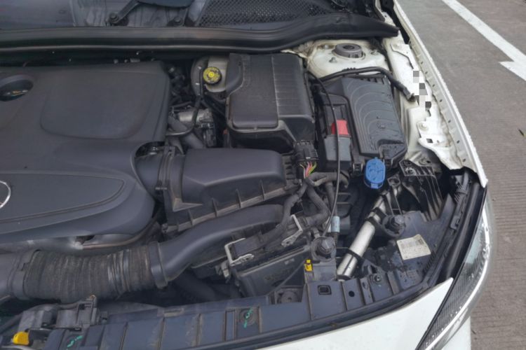 Used Mercedes-Benz GLA 2017 GLA 200 Sport Edition Engine Bay Left