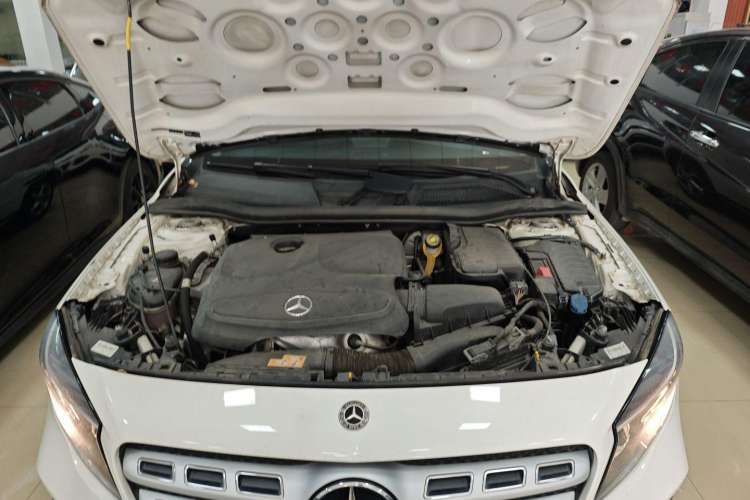 Used Mercedes-Benz GLA 2017 GLA 200 Sport Edition Engine Bay