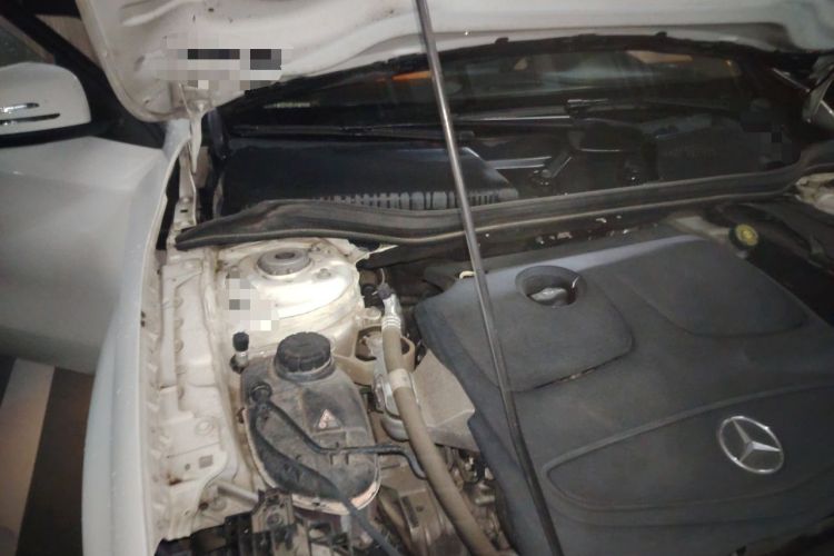 Used Mercedes-Benz GLA 2017 GLA 200 Sport Edition Engine Bay Right