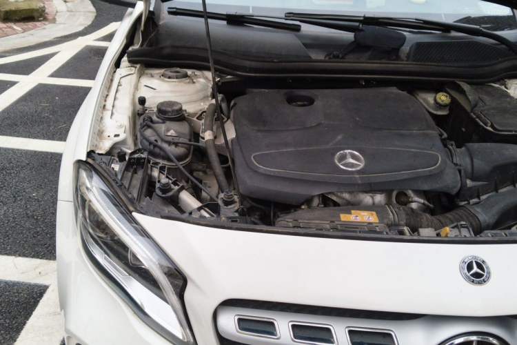 Used Mercedes-Benz GLA 2017 GLA 200 Fashion Model Engine Bay Right