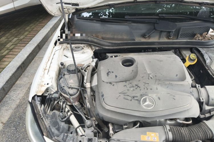 Used Mercedes-Benz GLA 2017 GLA 200 Sport Edition Engine Bay Right