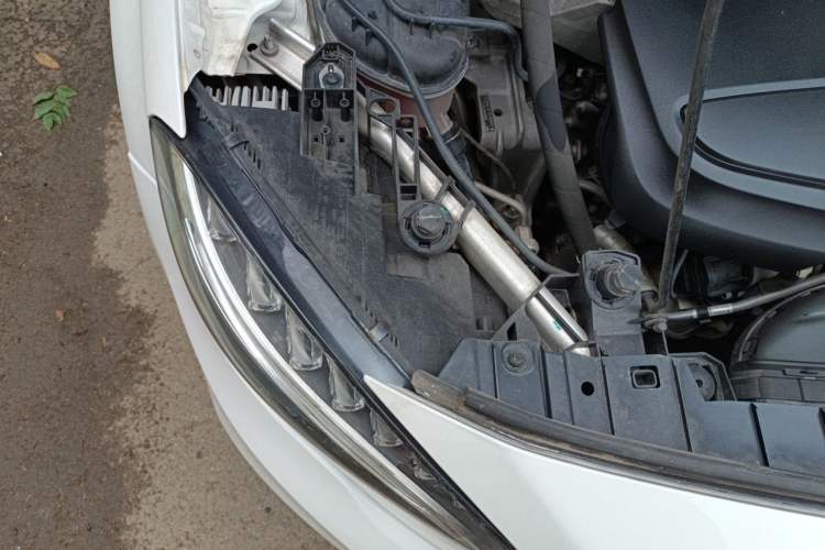 Used Mercedes-Benz GLA 2017 GLA 200 Sport Edition Engine Bay Right