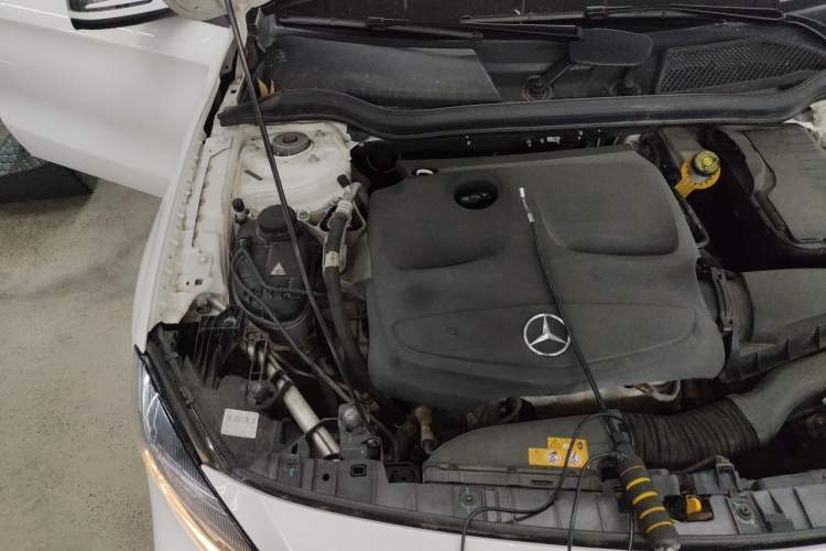 Used Mercedes-Benz GLA 2017 GLA 200 Sport Edition Engine Bay Right