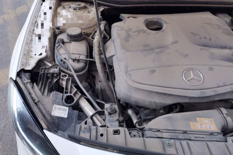 Used Mercedes-Benz GLA 2017 GLA 200 Sport Edition Engine Bay Right
