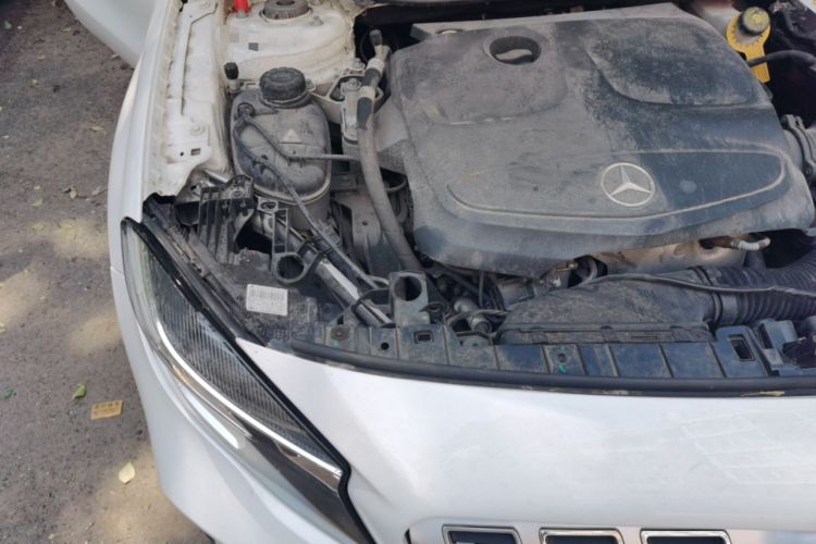 Used Mercedes-Benz GLA 2017 GLA 200 Sport Edition Engine Bay Right