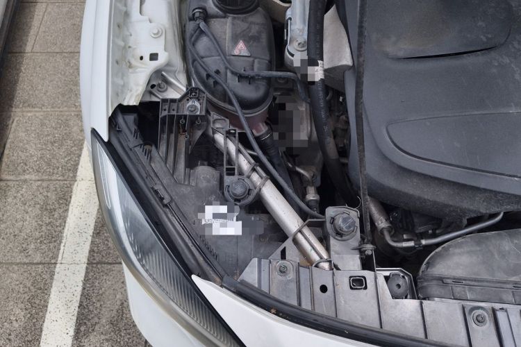Used Mercedes-Benz GLA 2017 GLA 200 Sport Edition Engine Bay Right