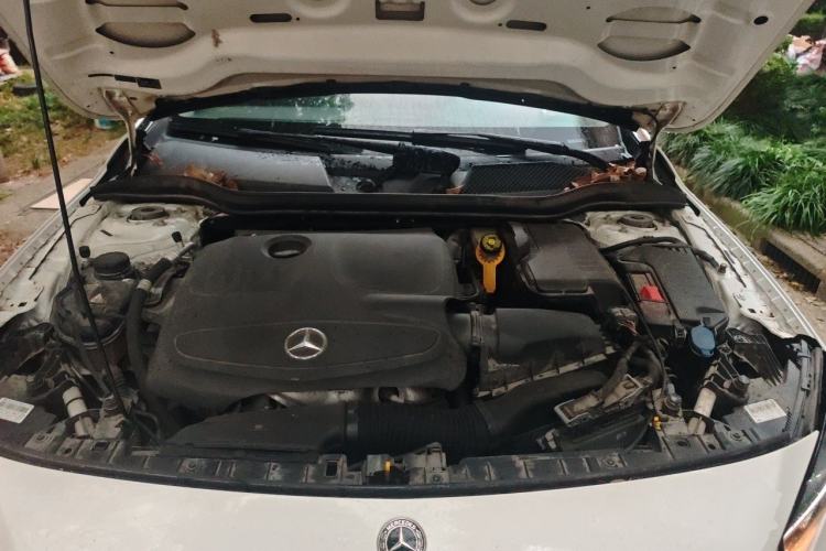 Used Mercedes-Benz GLA 2017 GLA 200 Sport Edition Engine Bay