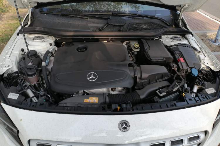 Used Mercedes-Benz GLA 2017 GLA 200 Sport Edition Engine Bay