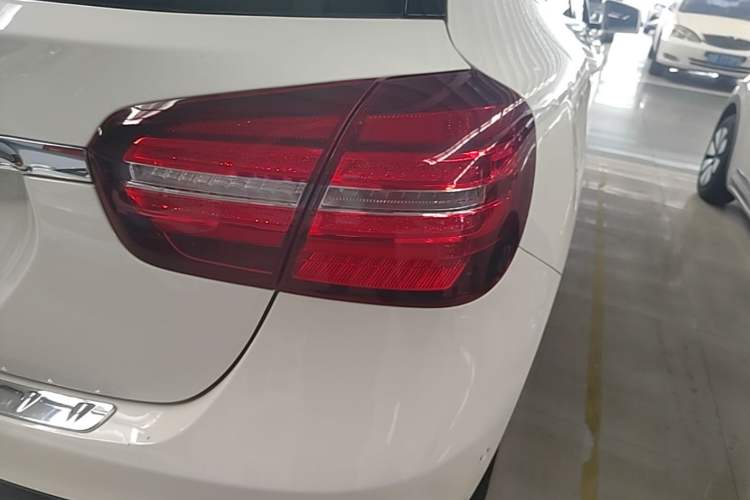 Used Mercedes-Benz GLA 2017 GLA 200 Fashion Model Exterior 1
