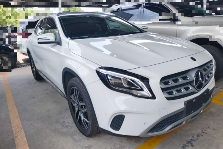 Used Mercedes-Benz GLA 2017 GLA 200 Fashion Model Exterior 1
