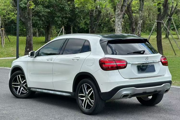 Used Mercedes-Benz GLA 2017 GLA 200 Fashion Model Exterior 1