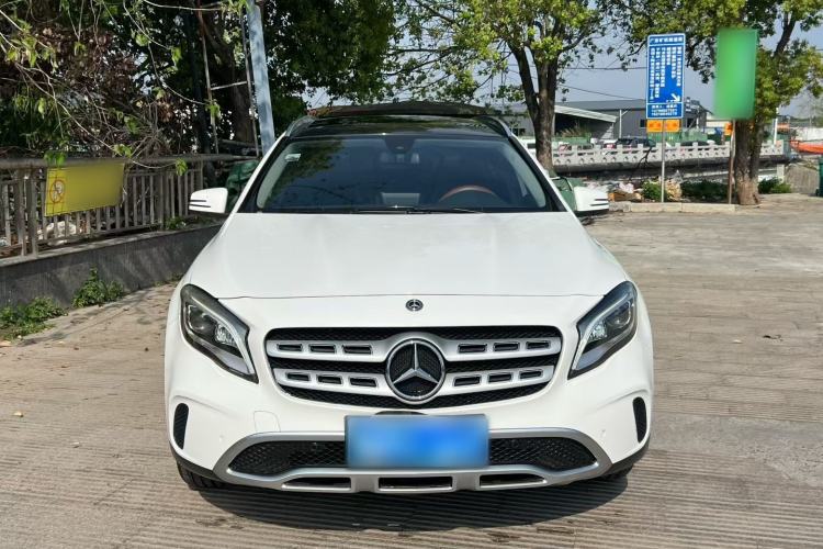 Used Mercedes-Benz GLA 2017 GLA 200 Fashion Model Exterior 1