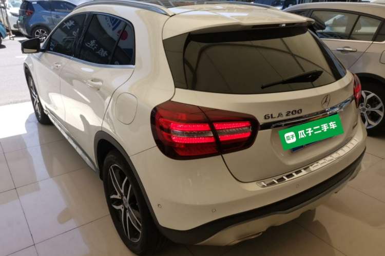 Used Mercedes-Benz GLA 2017 GLA 200 Fashion Model Exterior 2