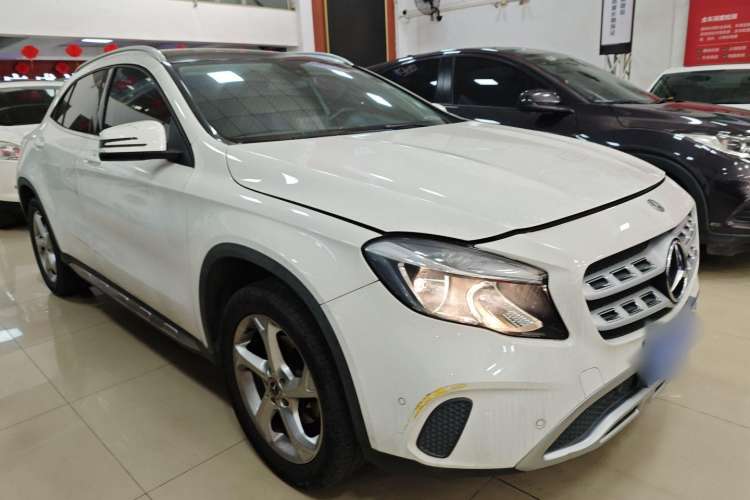 Used Mercedes-Benz GLA 2017 GLA 200 Sport Edition Exterior 2
